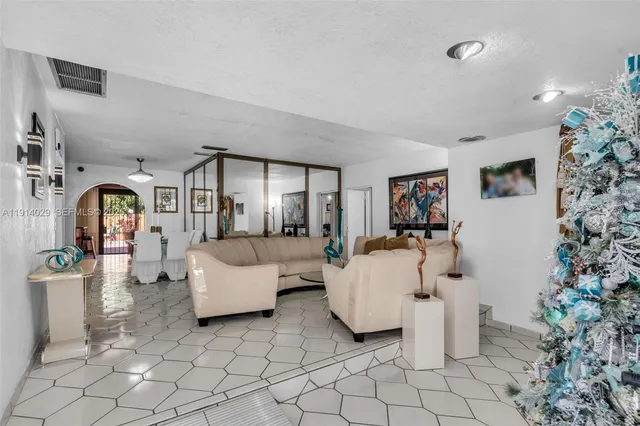 $1,299,000 | 1861 Southwest 19th Street, Miami, FL 33145
