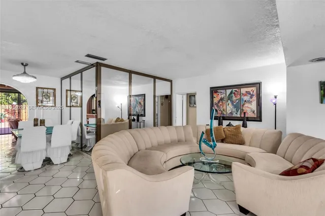 $1,299,000 | 1861 Southwest 19th Street, Miami, FL 33145