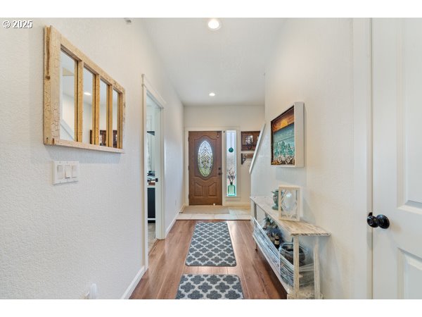 4430 Sequoia Loop Netarts, OR 97141 - Photo 4 of 48 Entrance/Foyer