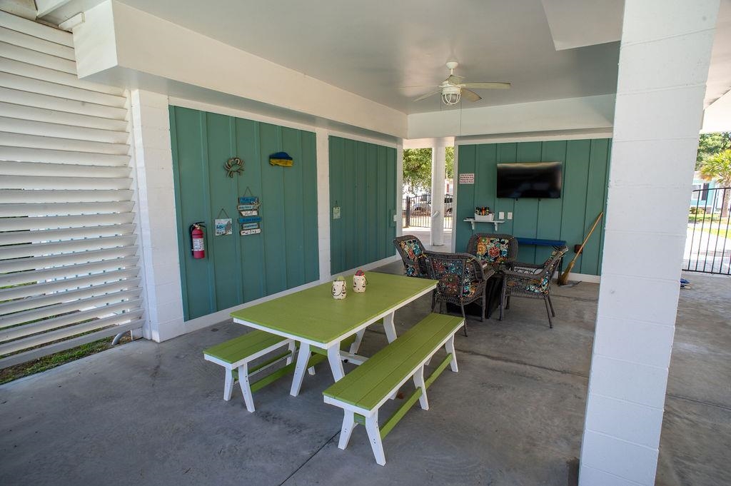 429 Oak Avenue Murrells Inlet, SC 29576 - Photo 8 of 87