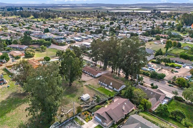 $1,095,000 | 261 Hazel Lane, Nipomo, CA 93444