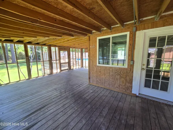 $300,000 | 1018 Karen Drive, New Bern, NC 28562