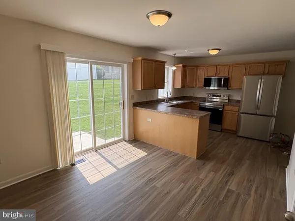 $1,750 | 4815 East Trindle Road, Unit 2, Mechanicsburg, PA 17050