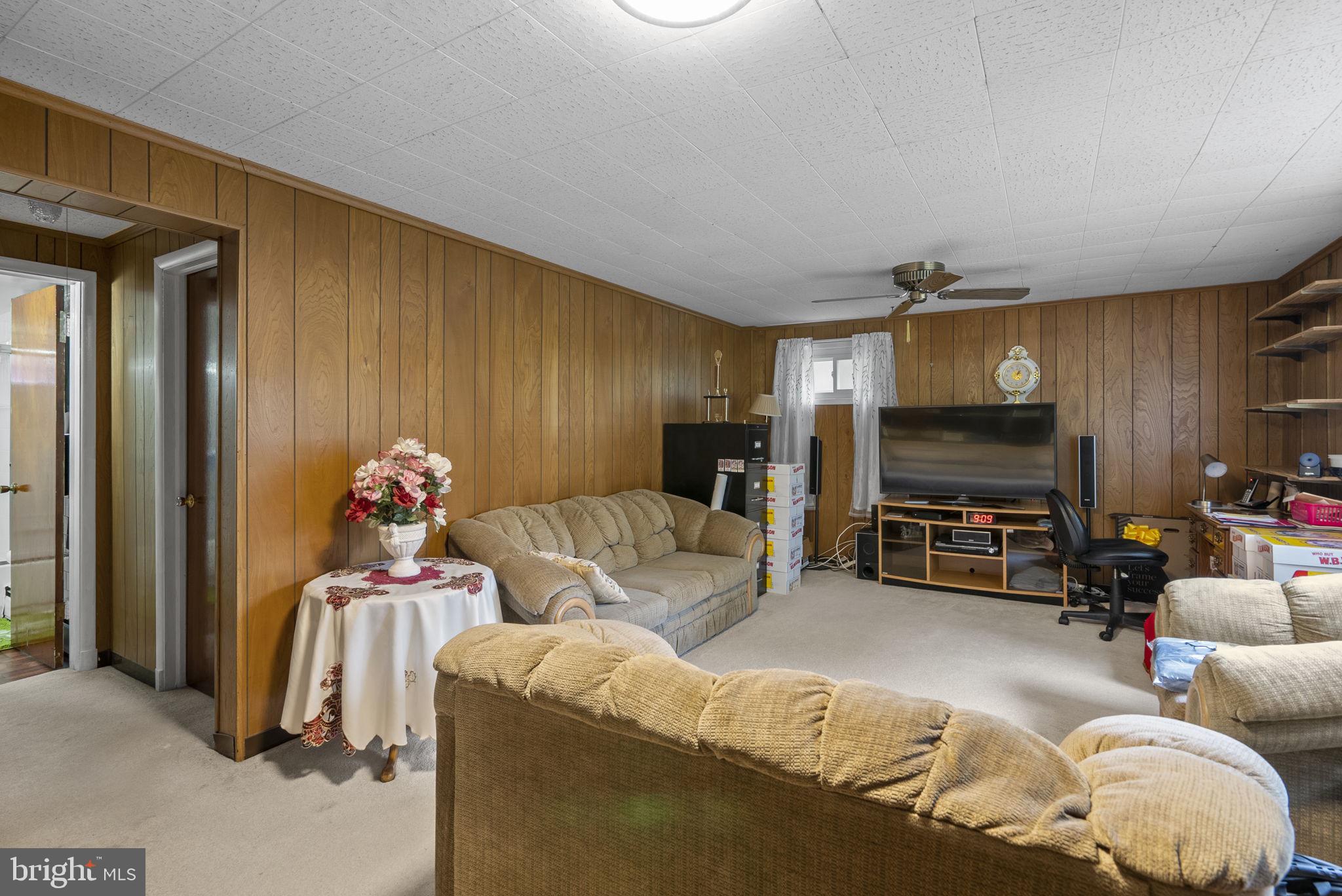 807 Snider Lane Silver Spring, MD 20905 - Photo 26 of 35