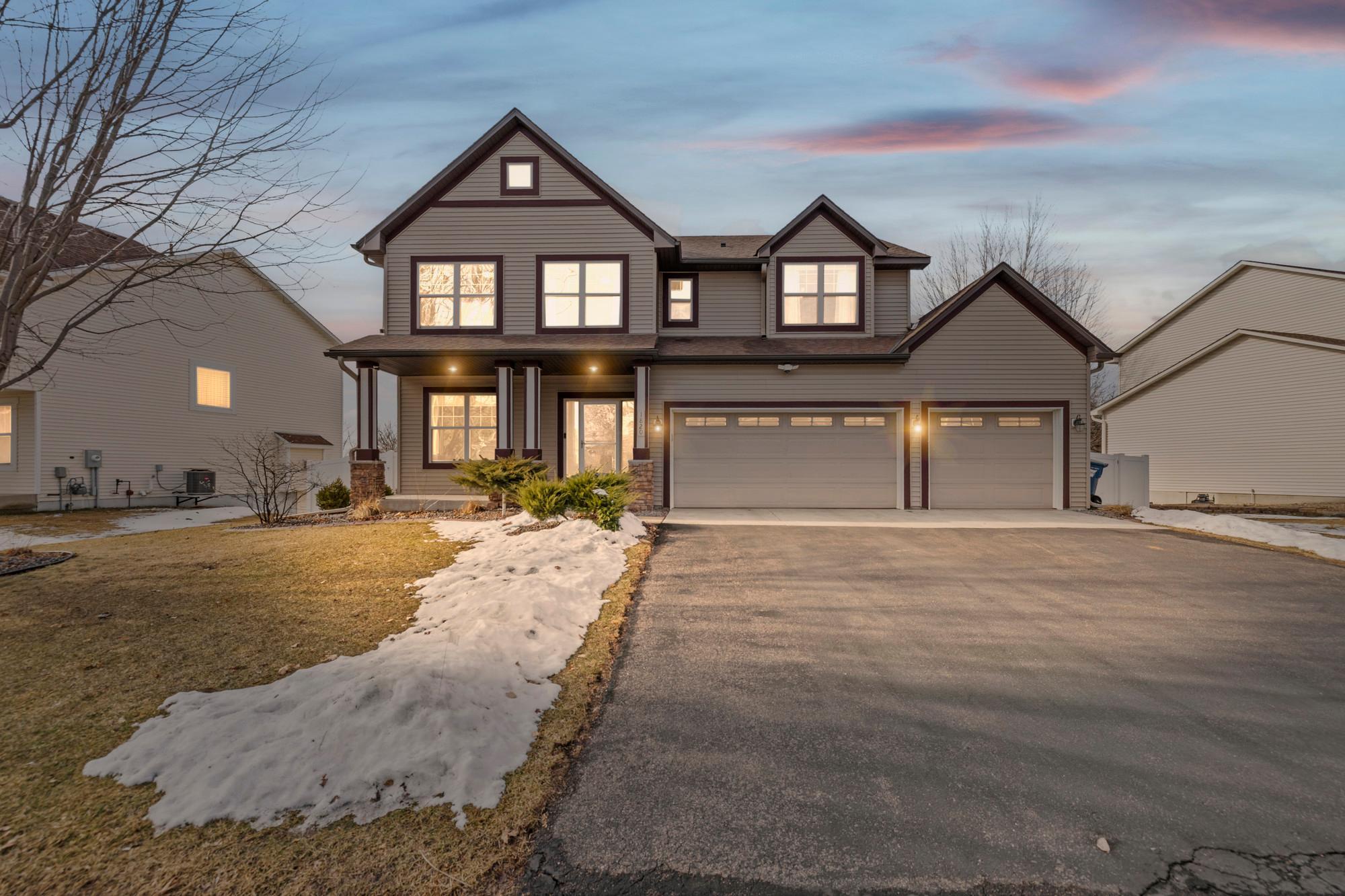 1820 Foothill Trail Shakopee, MN 55379 - Photo 2 of 53