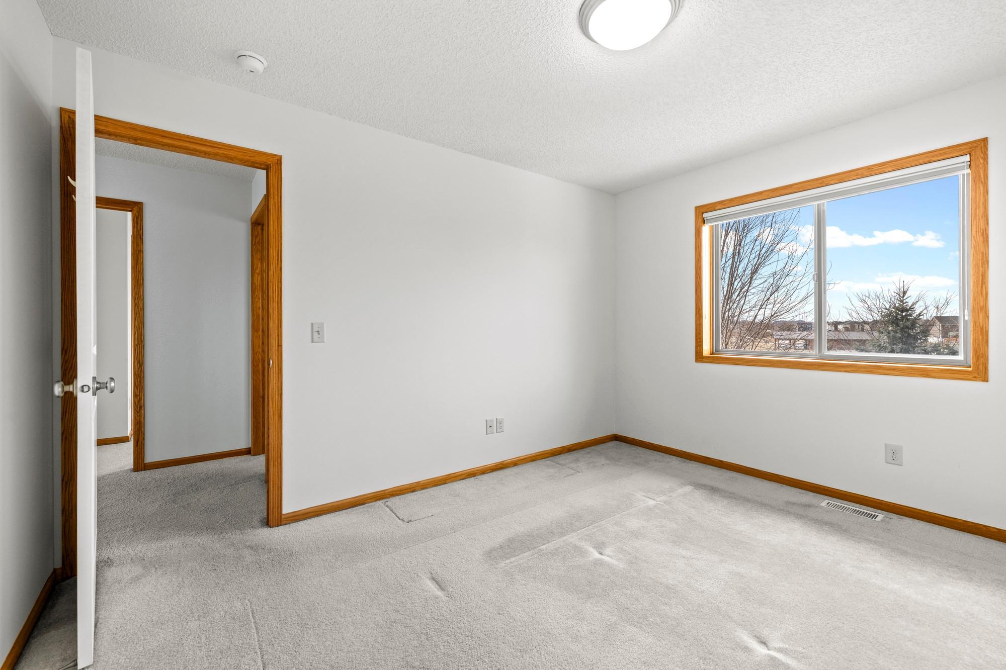 1820 Foothill Trail Shakopee, MN 55379 - Photo 36 of 53