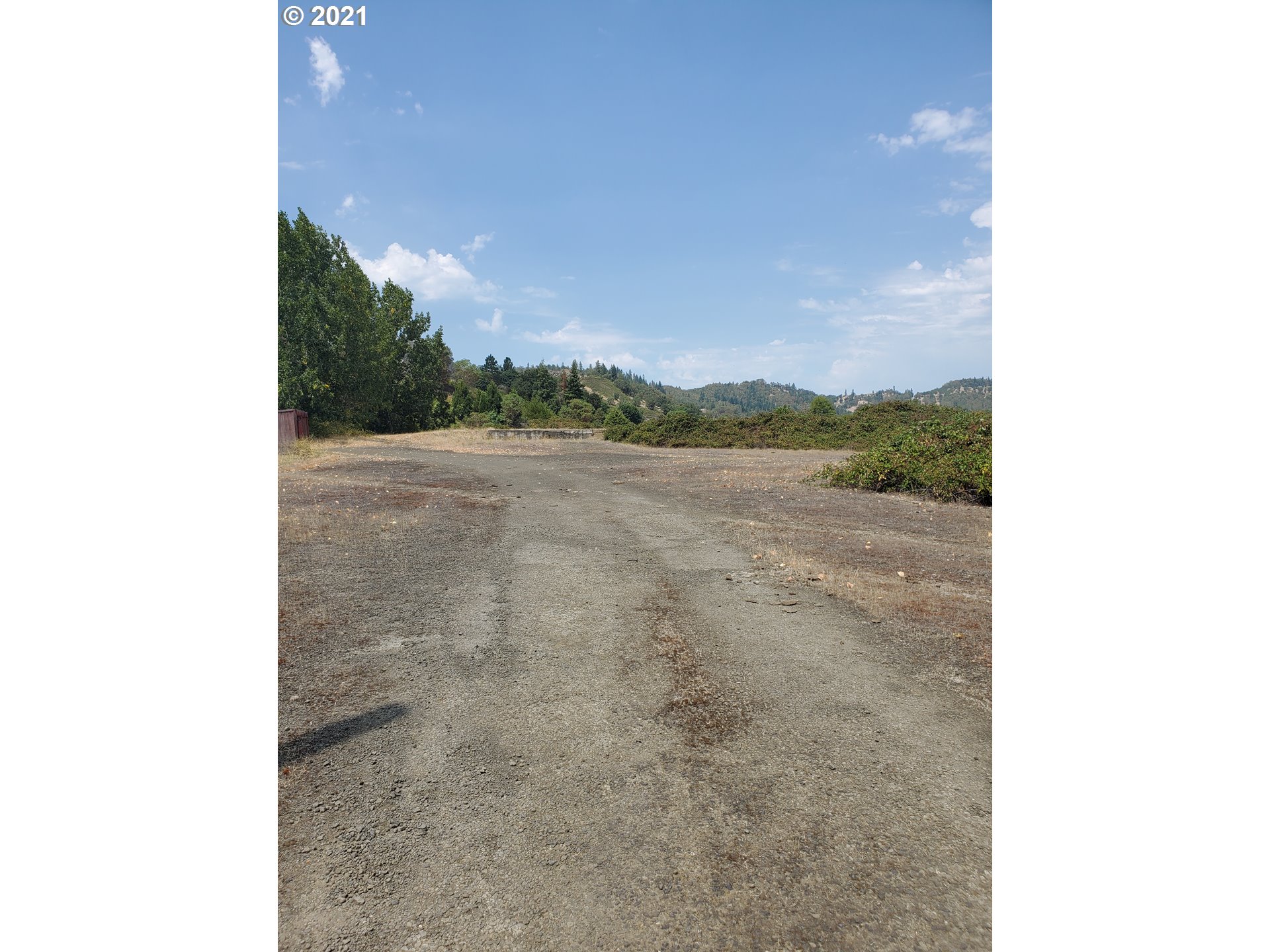 436 Quarry Road Roseburg, OR 97470 - Photo 2 of 3 Gallery Image 2