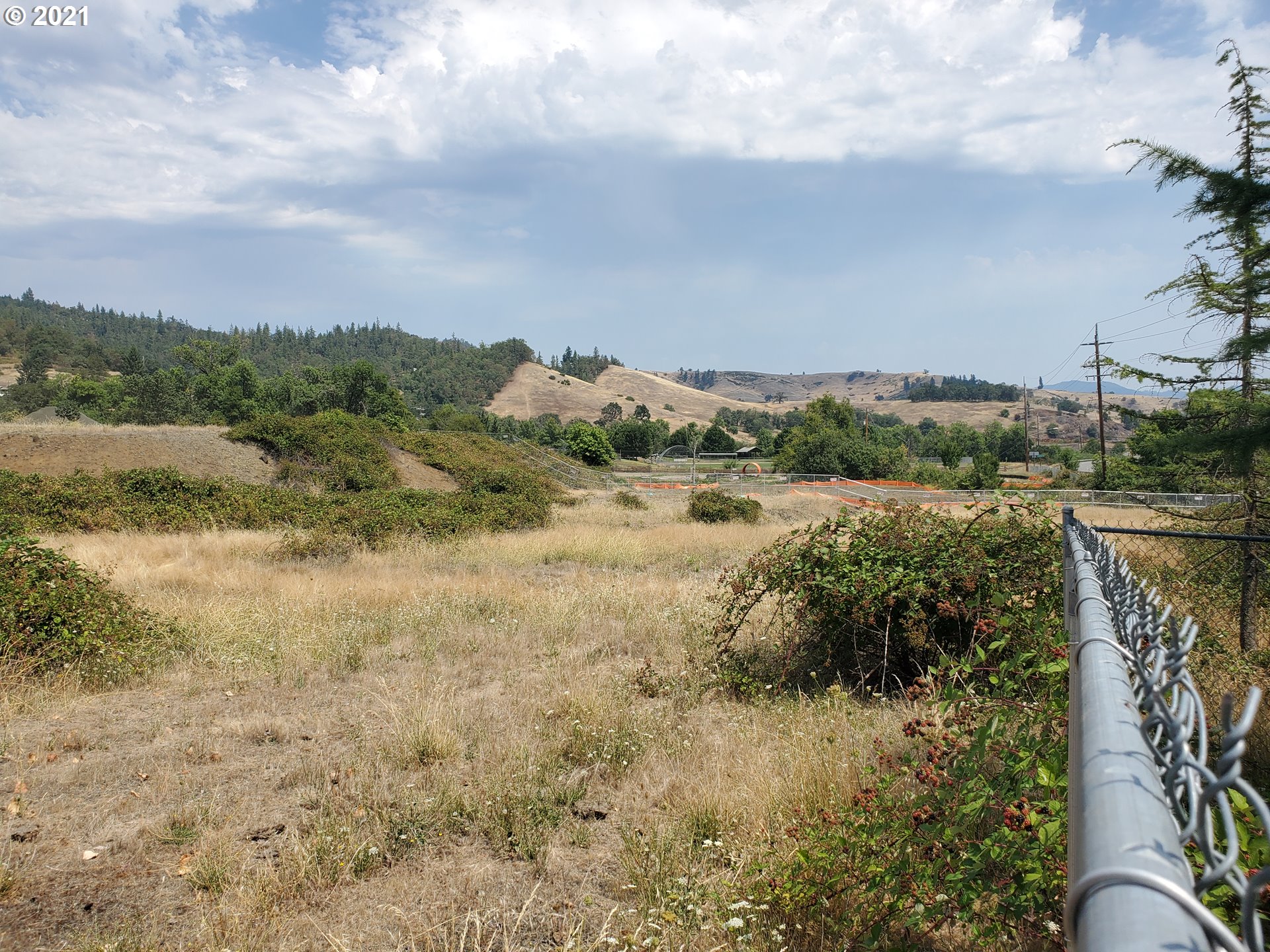 436 Quarry Road Roseburg, OR 97470 - Photo 3 of 3 Gallery Image 3