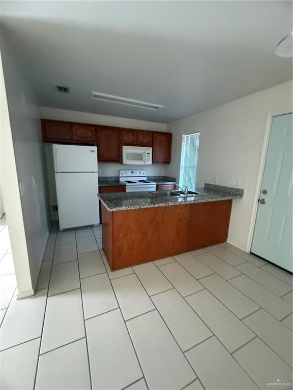 1916 Summer Breeze Road, Unit B Mission, TX 78572 - Photo 3 of 11 Gallery Image 3