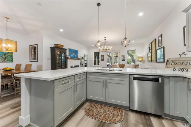 $334,900 | 23719 Monarch Point, Springfield, LA 70462