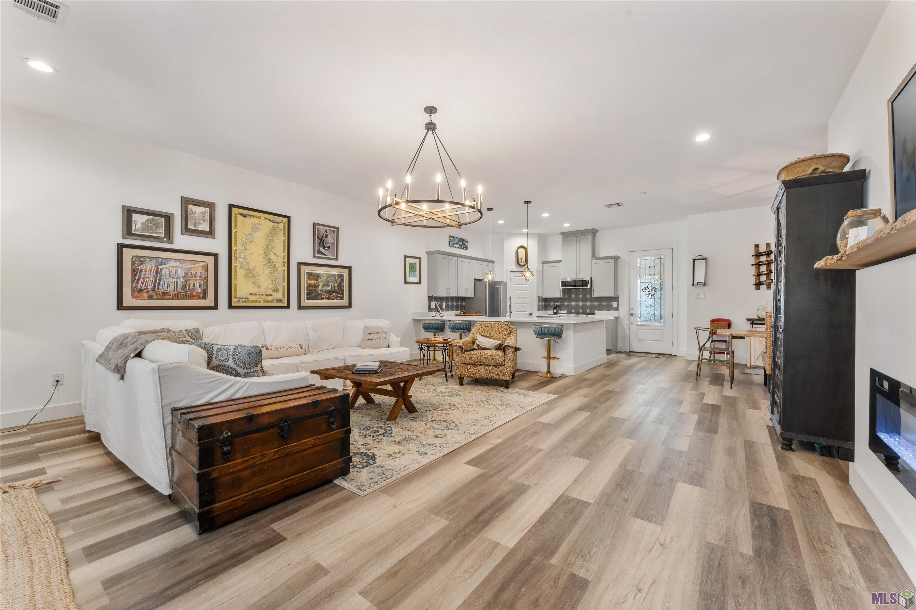 23719 Monarch Point Springfield, LA 70462 - Photo 10 of 32