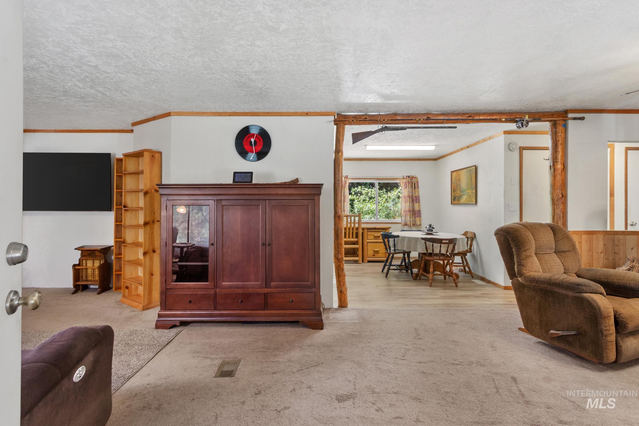 29 Beaver Creek Road Boise, ID 83716 - Photo 2 of 47