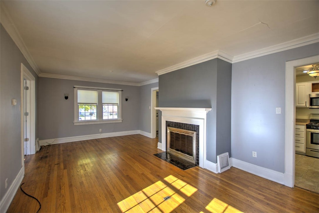 246 Oakdale Boulevard Decatur, IL 62522 - Photo 8 of 23 Gallery Image 8