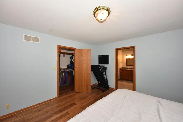 $399,000 | 902 Martin Drive, Fredonia, WI 53021