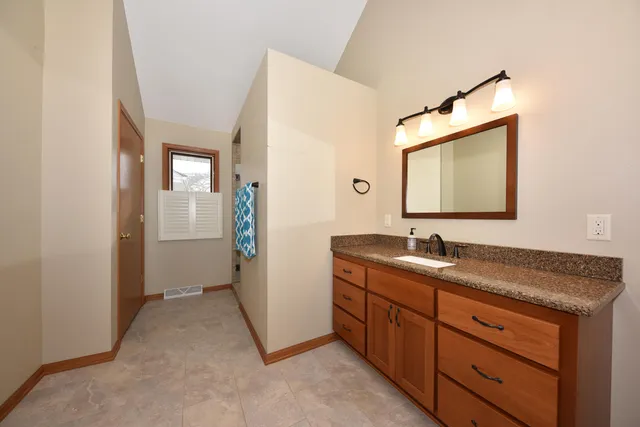 $399,000 | 902 Martin Drive, Fredonia, WI 53021