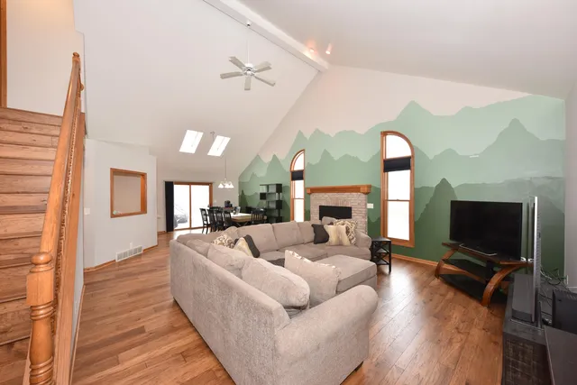 $399,000 | 902 Martin Drive, Fredonia, WI 53021