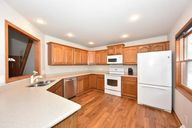 $399,000 | 902 Martin Drive, Fredonia, WI 53021