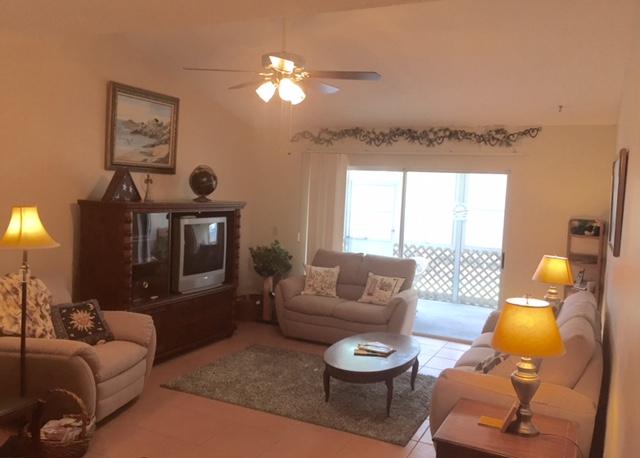 108 Pinewood Court Jupiter, FL 33458 - Photo 4 of 15 image