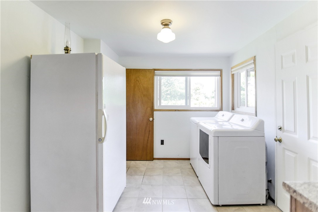 2931 Banner Road Southeast Port Orchard, WA 98366 - Photo 14 of 25 Gallery Image 14