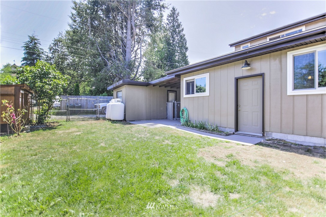 2931 Banner Road Southeast Port Orchard, WA 98366 - Photo 3 of 25 Gallery Image 3