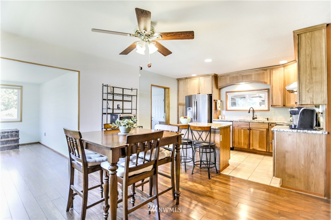 2931 Banner Road Southeast Port Orchard, WA 98366 - Photo 5 of 25 Gallery Image 5
