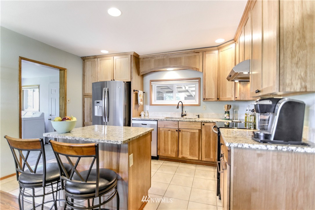 2931 Banner Road Southeast Port Orchard, WA 98366 - Photo 8 of 25 Gallery Image 8