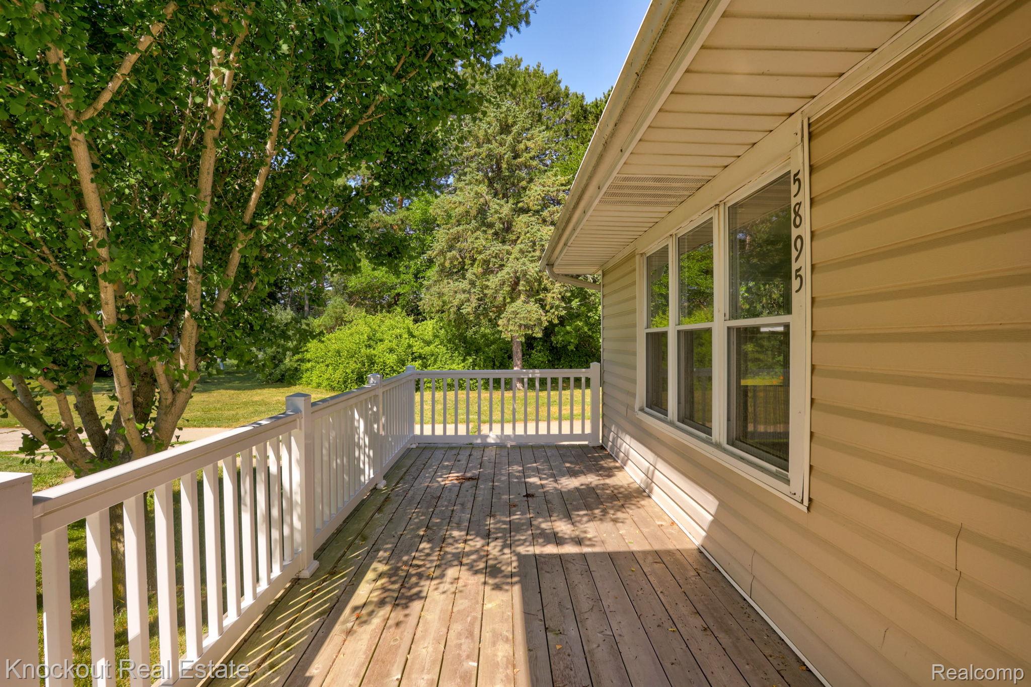 5895 King Road Bridgeport, MI 48722 - Photo 56 of 58 5-web-or-mls-5895 King Rd Bridgeport-5.jpg