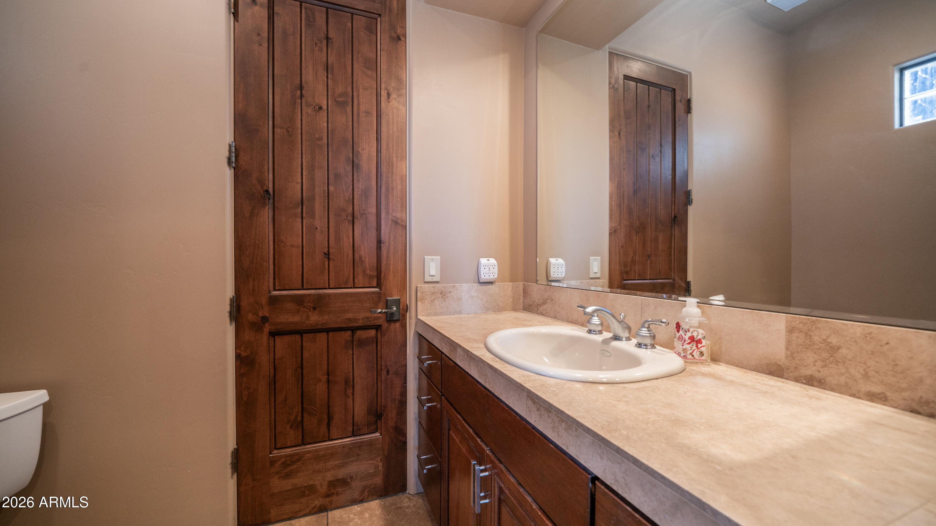 7841 East McDowell Road Mesa, AZ 85207 - Photo 33 of 62 Guest Bath