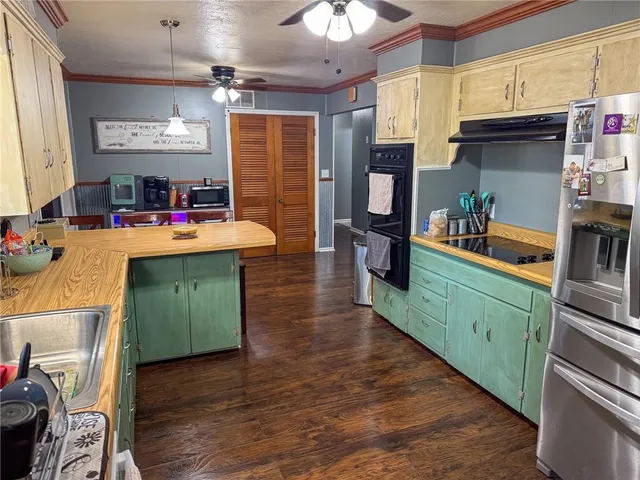 $225,000 | 920 South Wilson Avenue, Chanute, KS 66720
