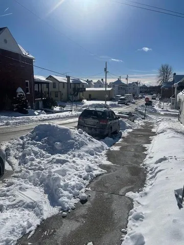 $995 | 36 Lincoln Avenue, Irwin, PA 15642