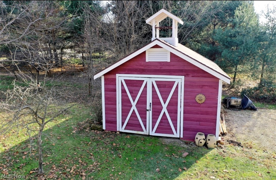 628 South Medina Line Road Akron, OH 44321 - Photo 2 of 33 Gallery Image 2