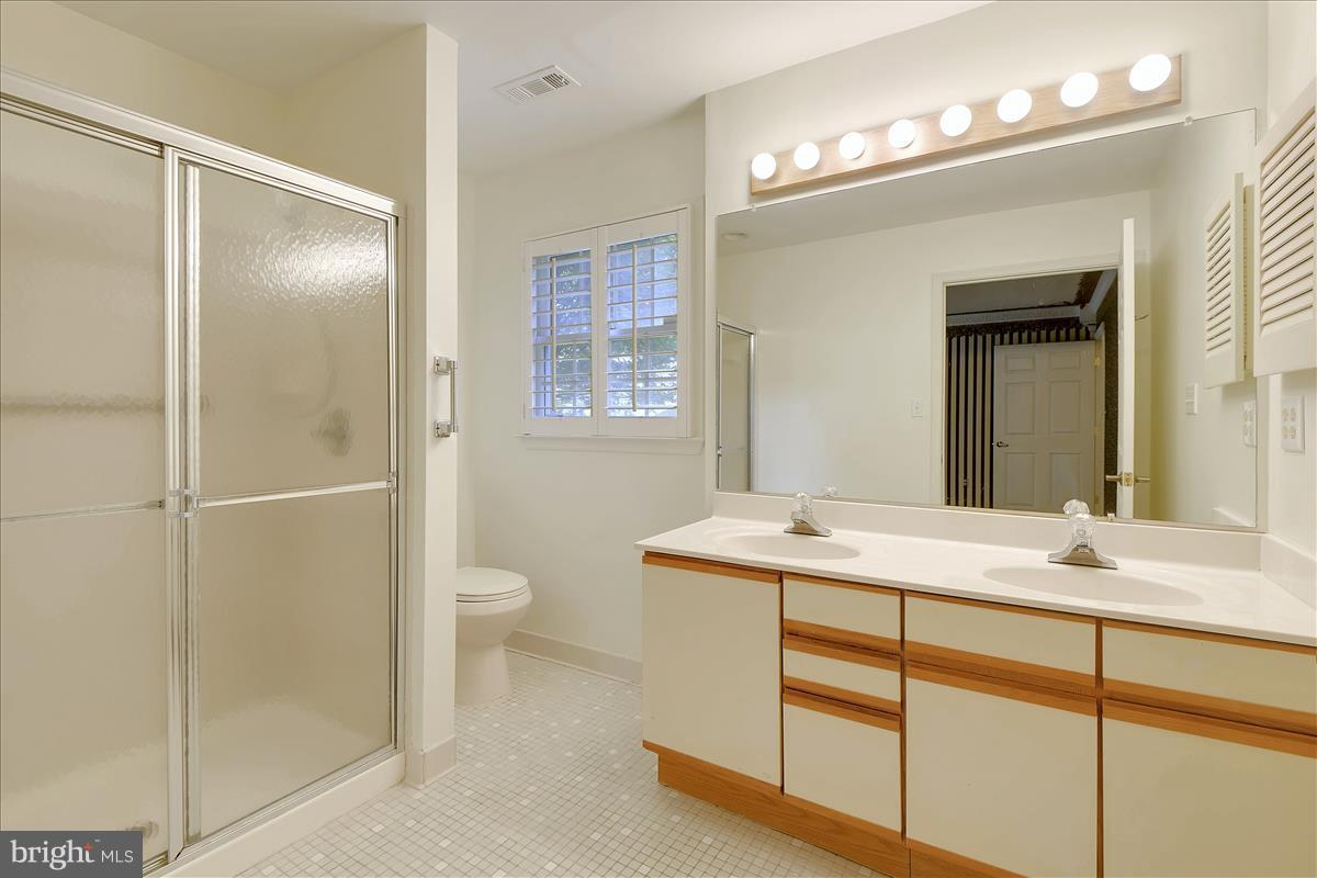 849 Rudder Way Annapolis, MD 21401 - Photo 17 of 26 Bath
