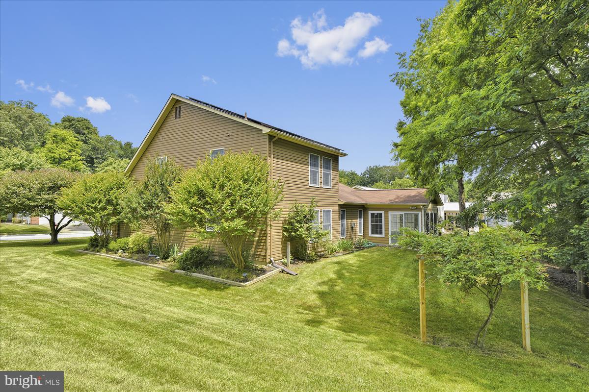 849 Rudder Way Annapolis, MD 21401 - Photo 19 of 26 Exterior (Rear)