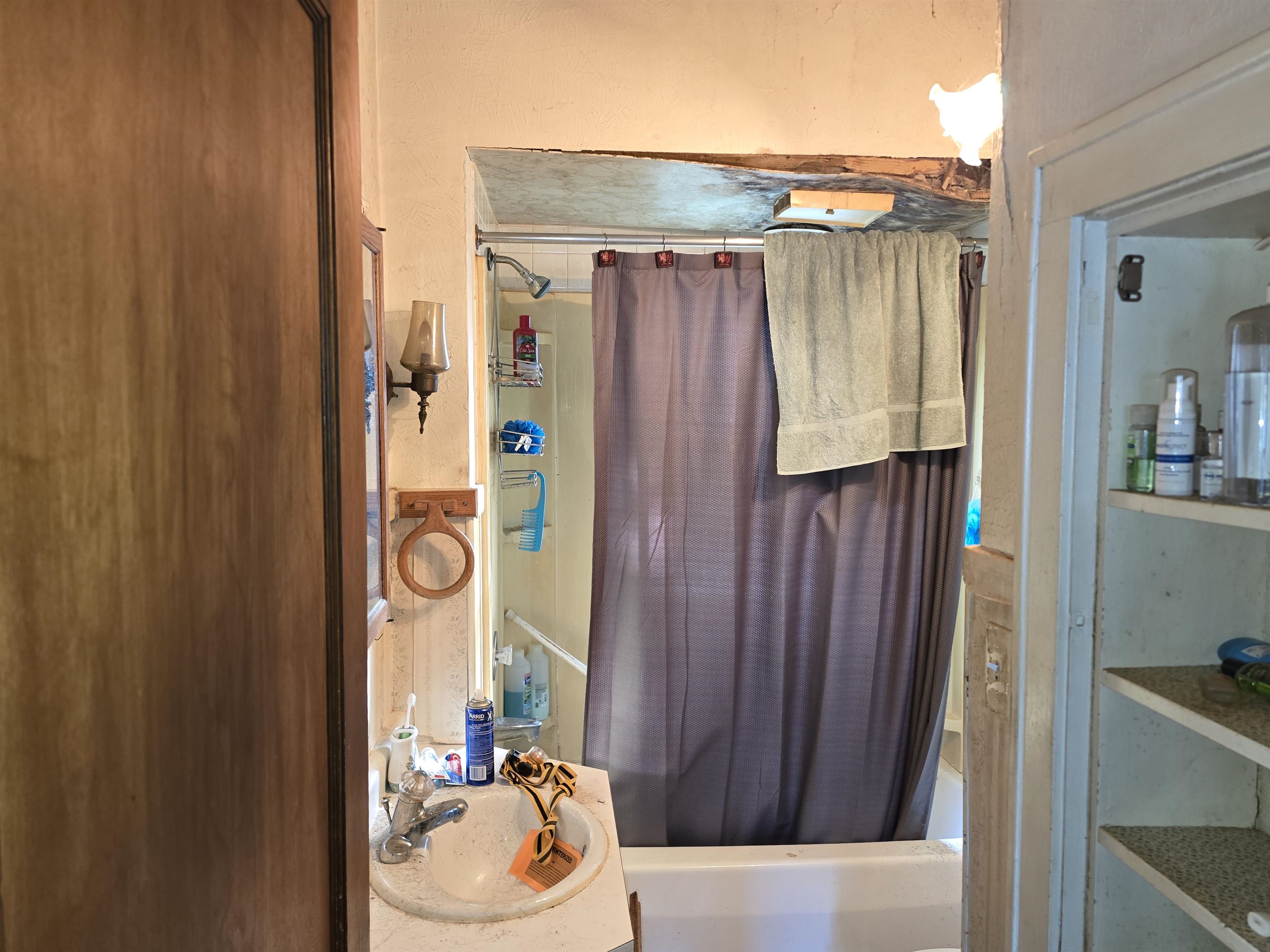 19 East Pershing Street Freeport, IL 61032 - Photo 10 of 24