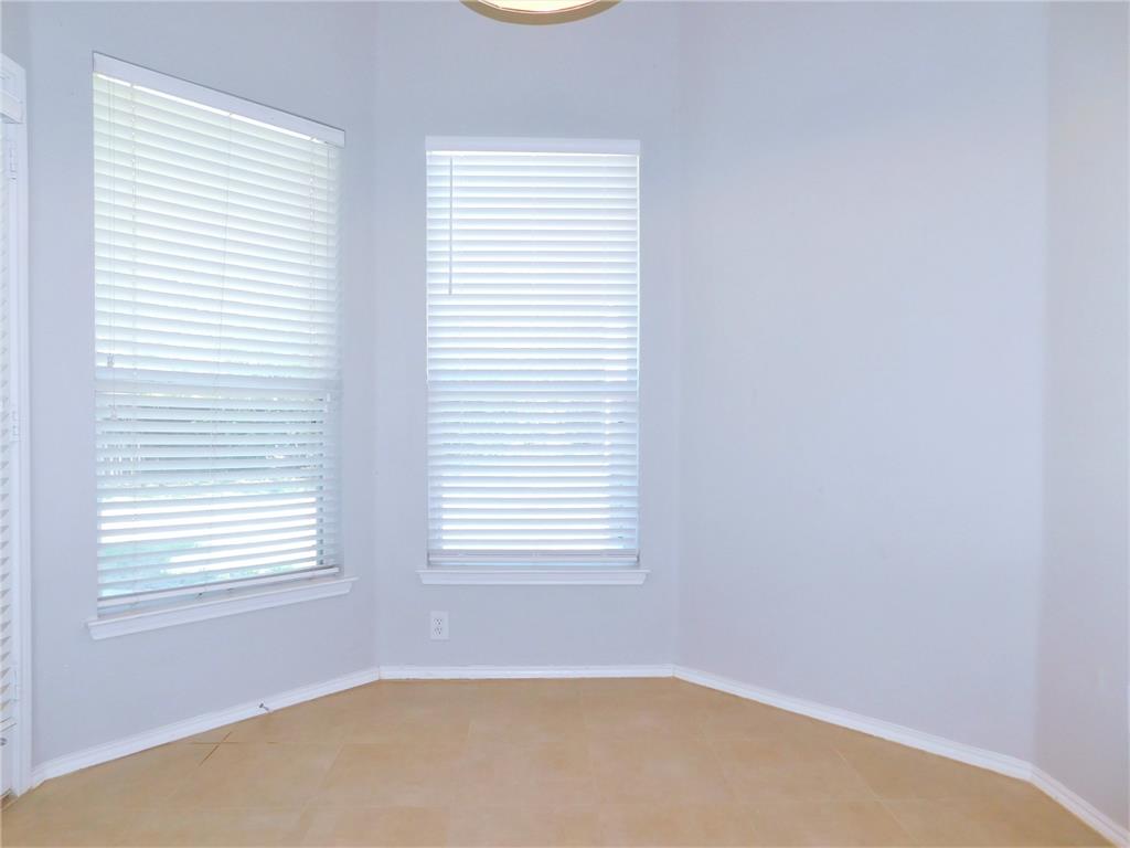 3721 Calvert Lane Denton, TX 76208 - Photo 8 of 27