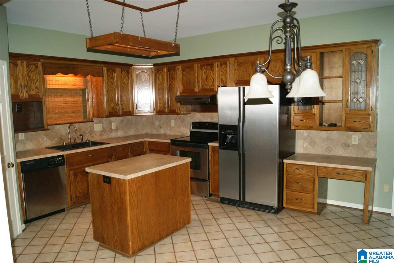 1028 Willowbrook Road Birmingham, AL 35215 - Photo 13 of 39