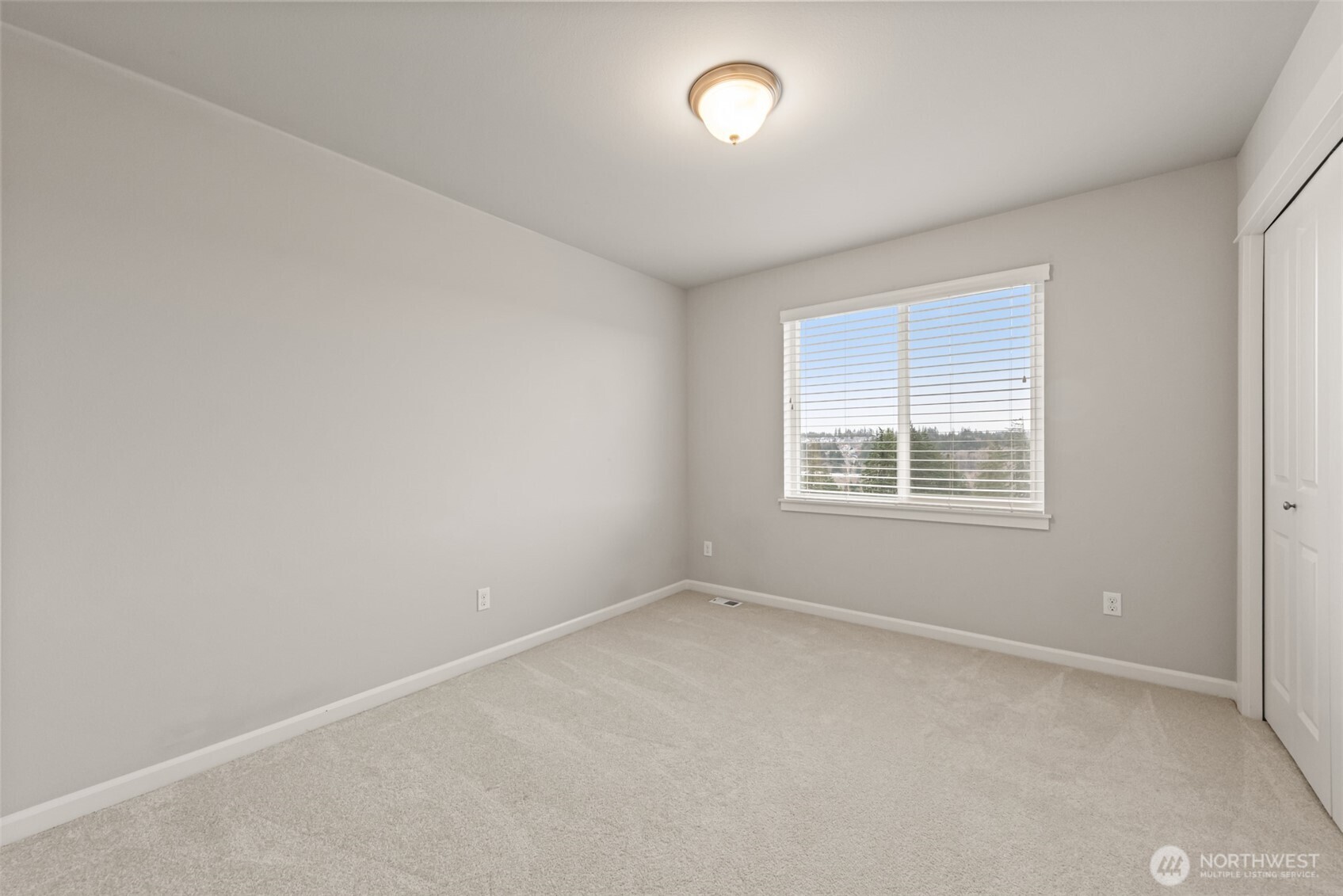 19420 109th Court Northeast Bothell, WA 98011 - Photo 22 of 35