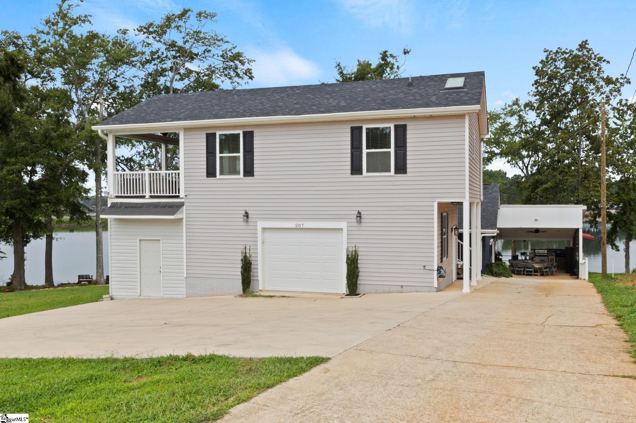 207 Suttles Road Inman, SC 29349 - Photo 2 of 43