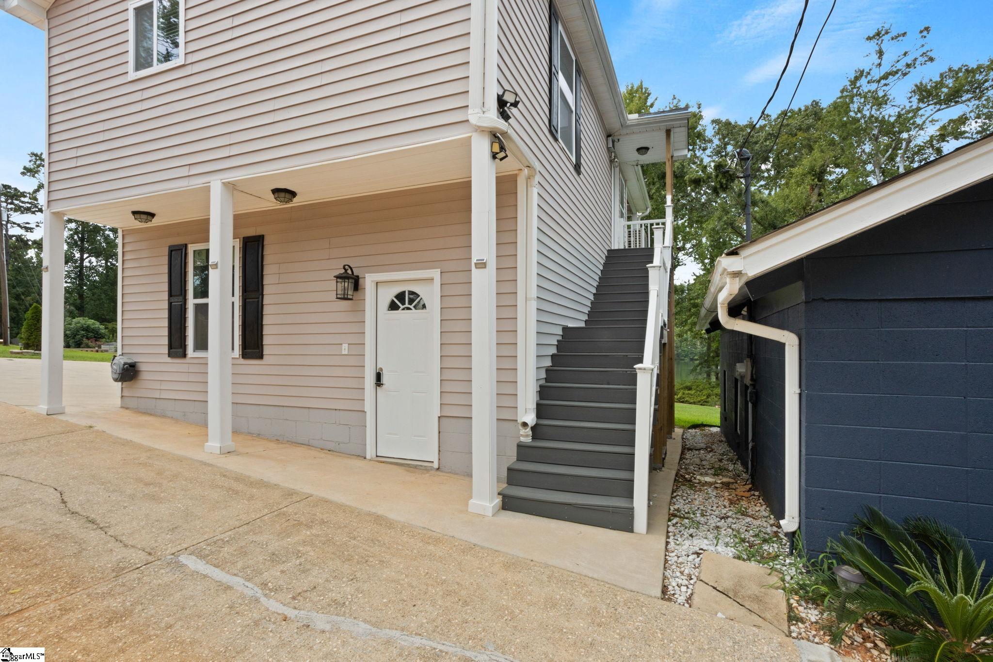 207 Suttles Road Inman, SC 29349 - Photo 5 of 43