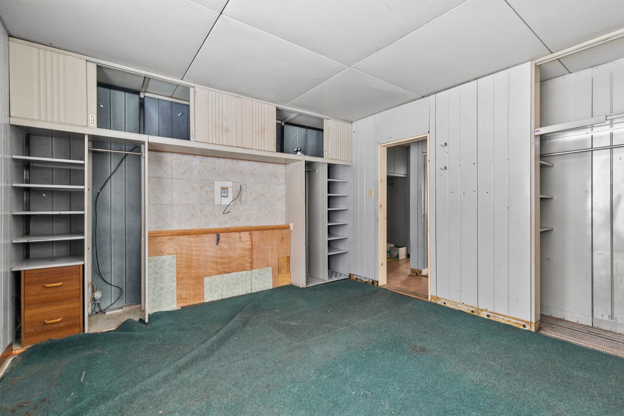 919 West 4th Avenue Oshkosh, WI 54902 - Photo 13 of 19