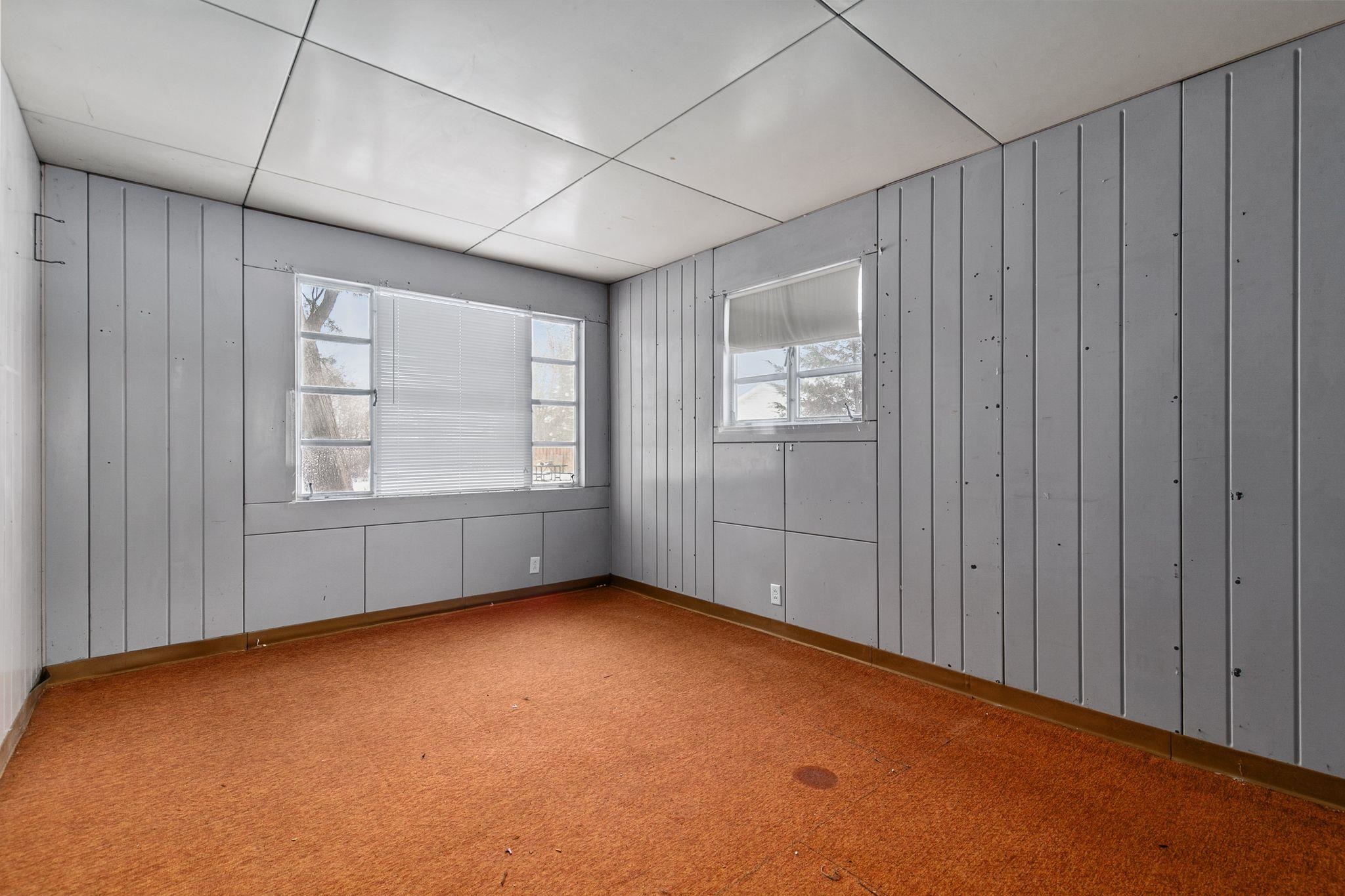 919 West 4th Avenue Oshkosh, WI 54902 - Photo 14 of 19