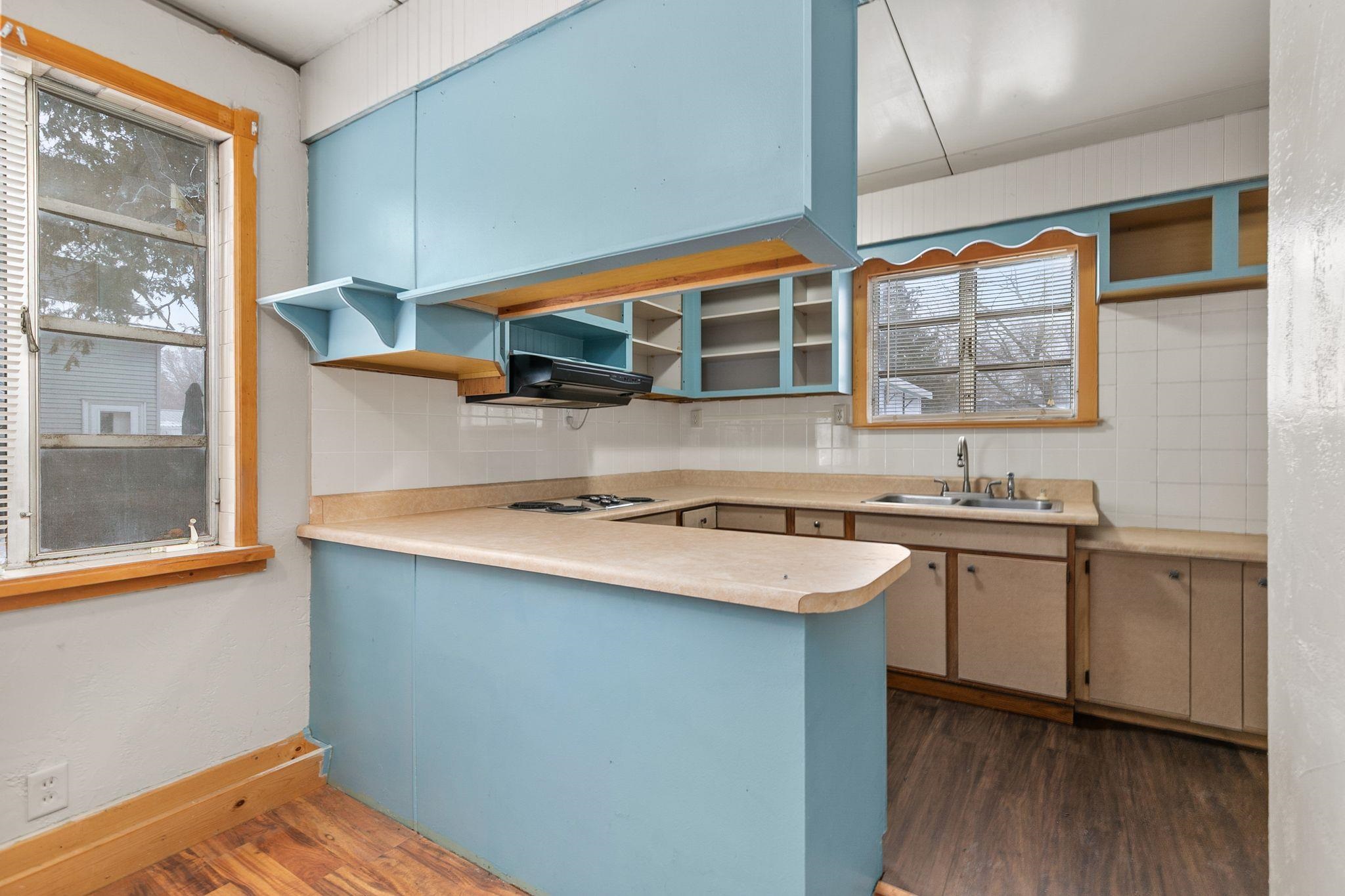 919 West 4th Avenue Oshkosh, WI 54902 - Photo 7 of 19