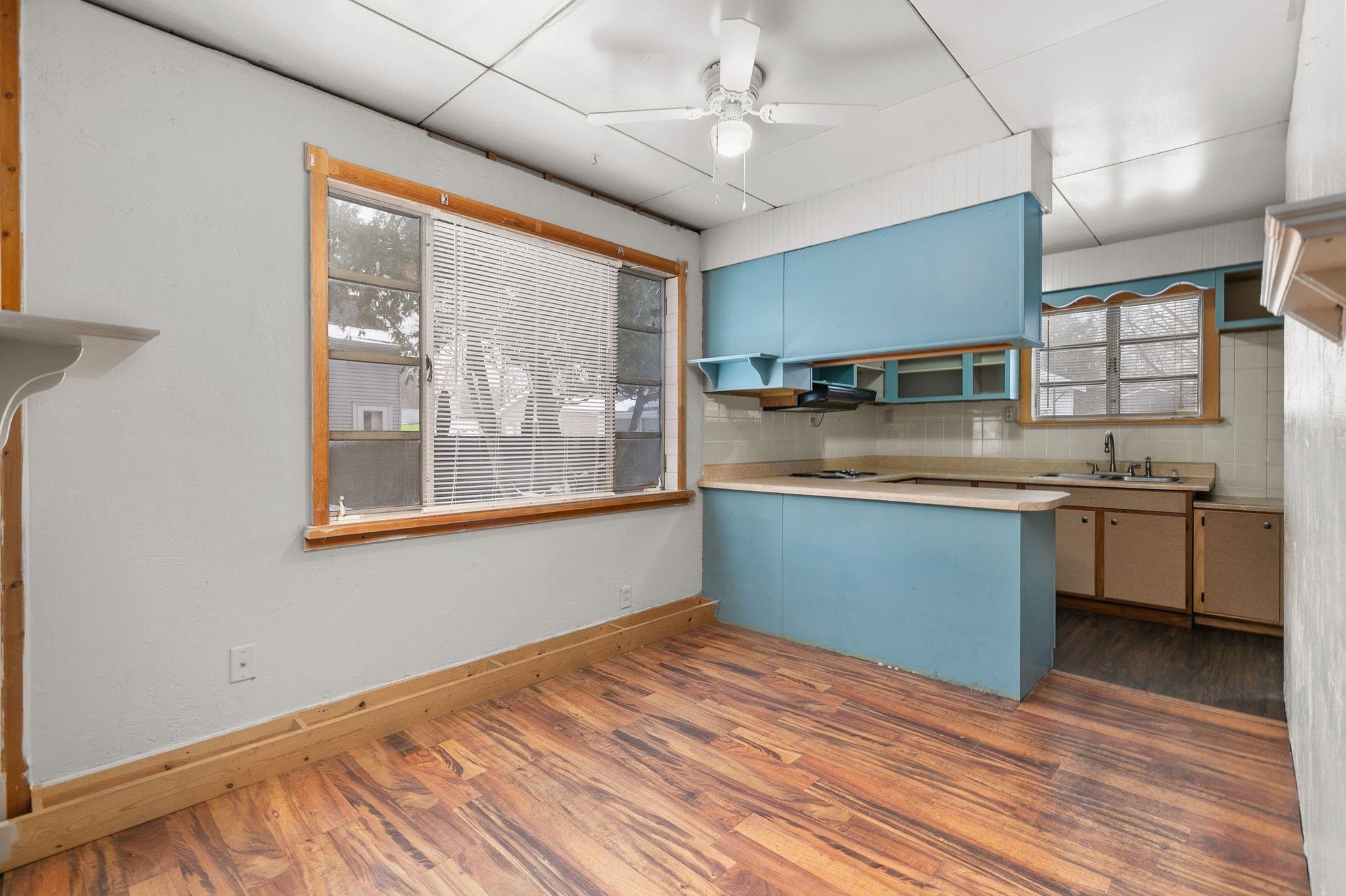 919 West 4th Avenue Oshkosh, WI 54902 - Photo 9 of 19