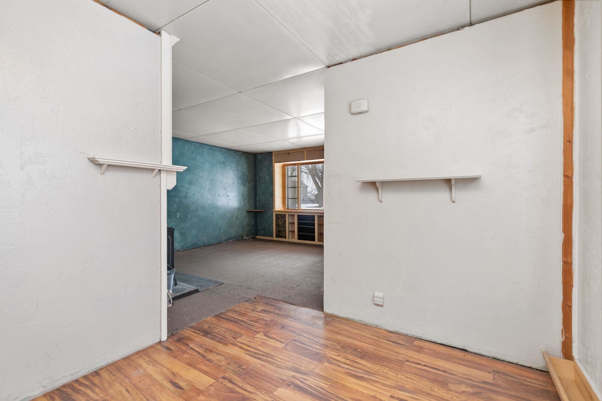 919 West 4th Avenue Oshkosh, WI 54902 - Photo 10 of 19