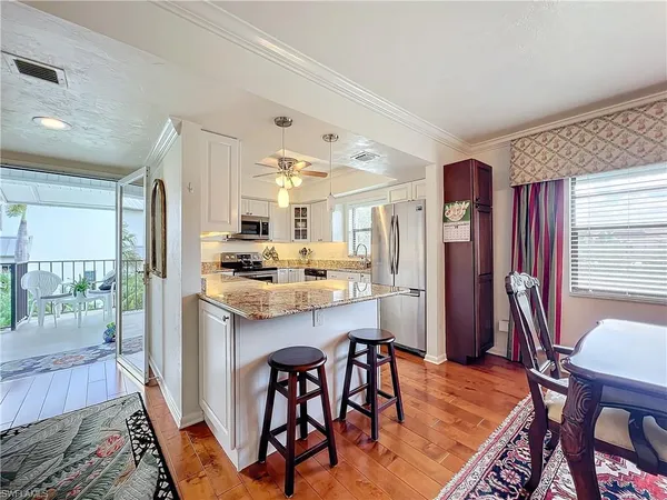 $849,000 | 1065 8th Street South, Unit 203, Naples, FL 34102