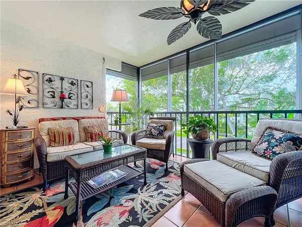 $849,000 | 1065 8th Street South, Unit 203, Naples, FL 34102