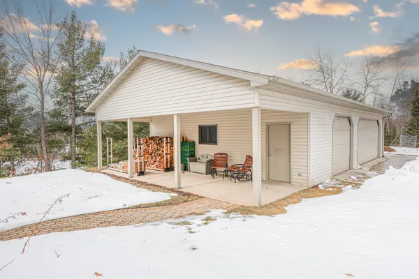 $749,900 | 16781 Forest Hill Drive, Townsend, WI 54175