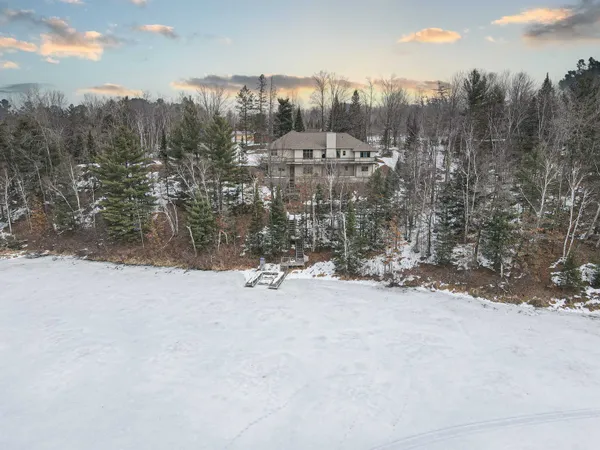 $749,900 | 16781 Forest Hill Drive, Townsend, WI 54175