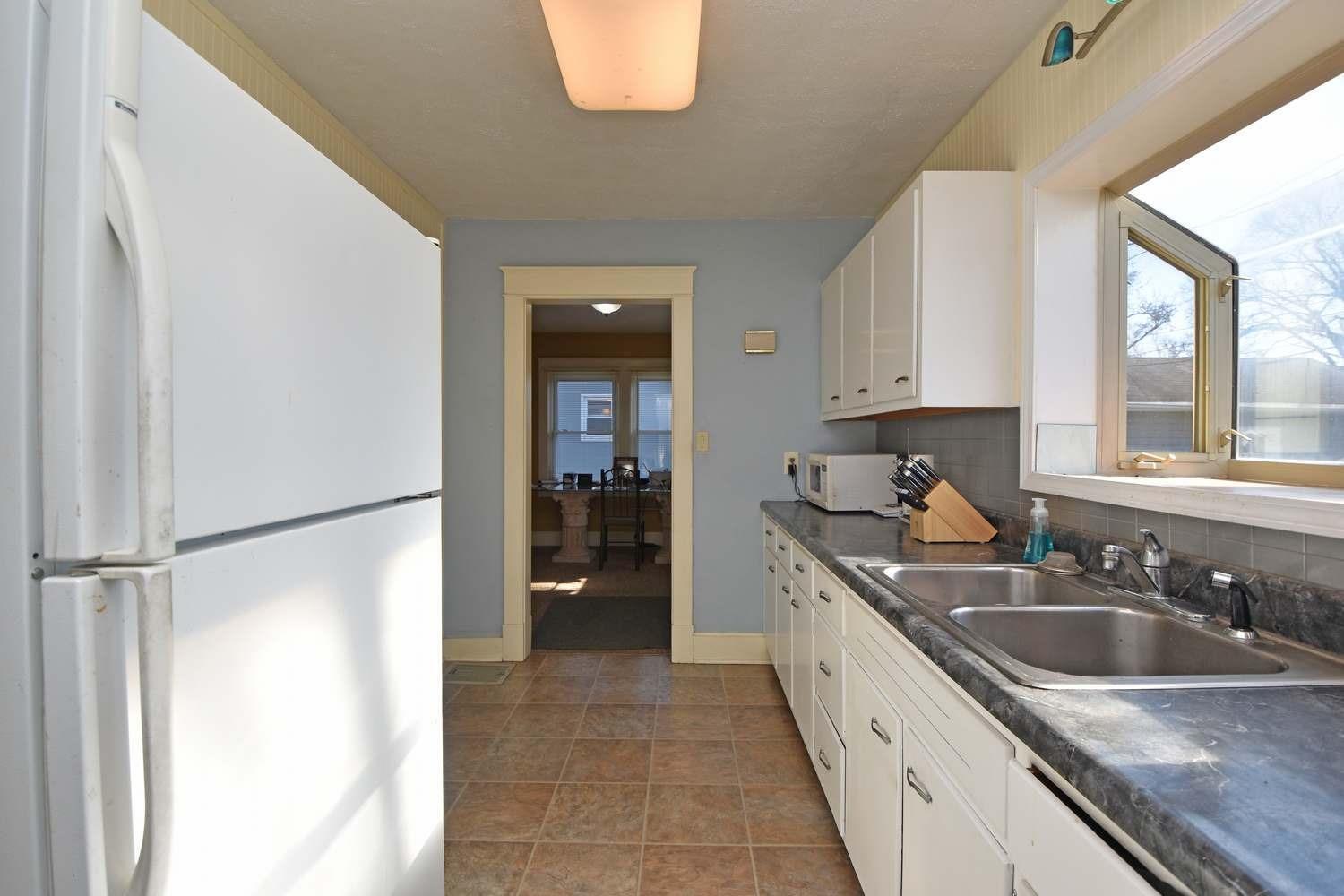 2928 Manchester Road Middletown, OH 45042 - Photo 13 of 25 Gallery Image 13