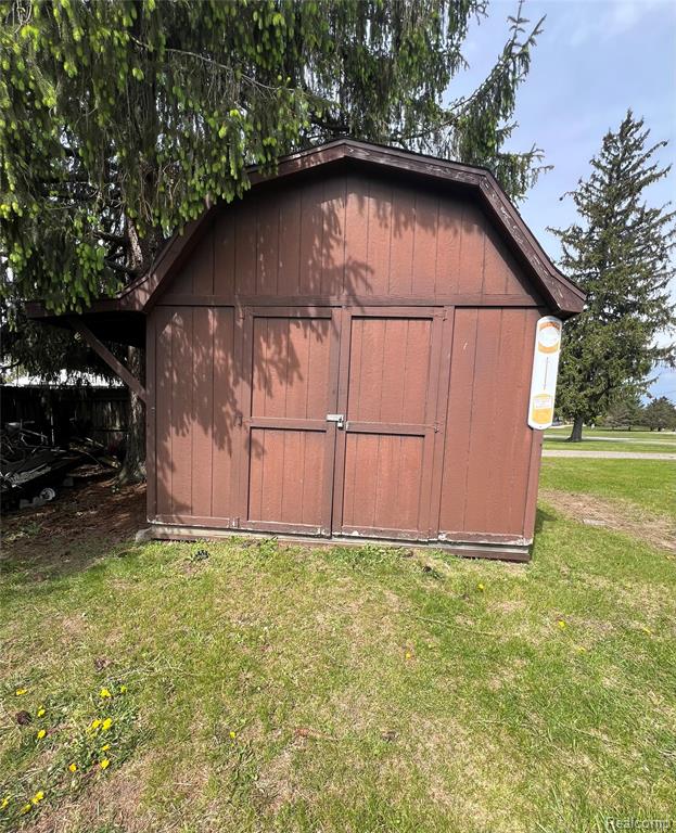 5275 Lippincott Road Lapeer, MI 48446 - Photo 22 of 24